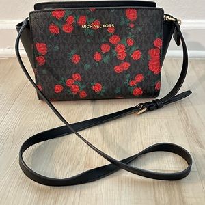Michael Kors signature rose print crossbody hand bag